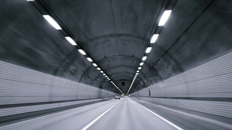 Comparing Memcached and Redis