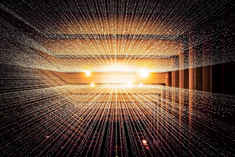 SSR vs. SSG: Decoding web rendering methods. Choose the right one for your website's performance.